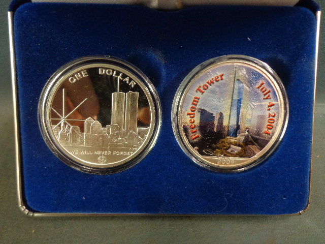 lot 7 image: Memorial Coins