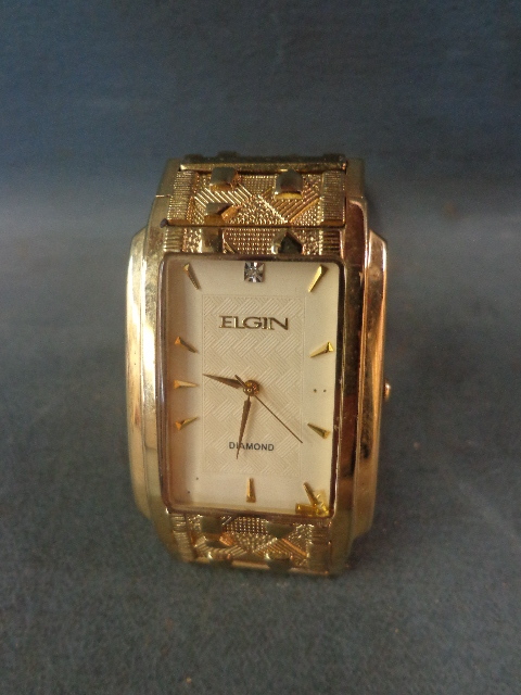 lot 16 image: Elgin Watch