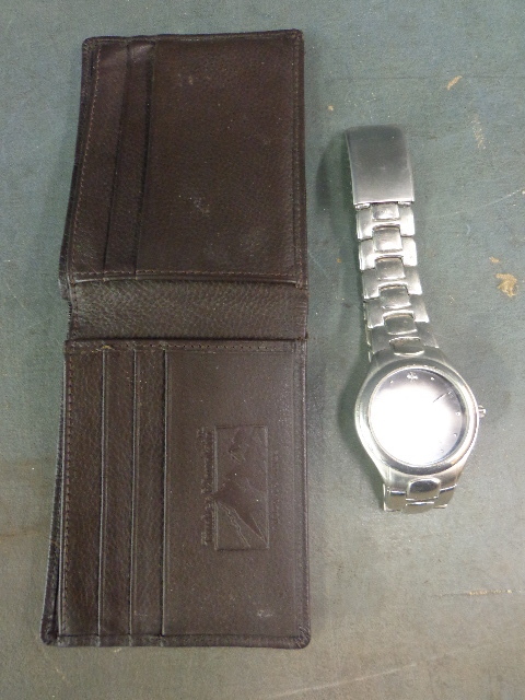 lot 18 image: Allude Watch