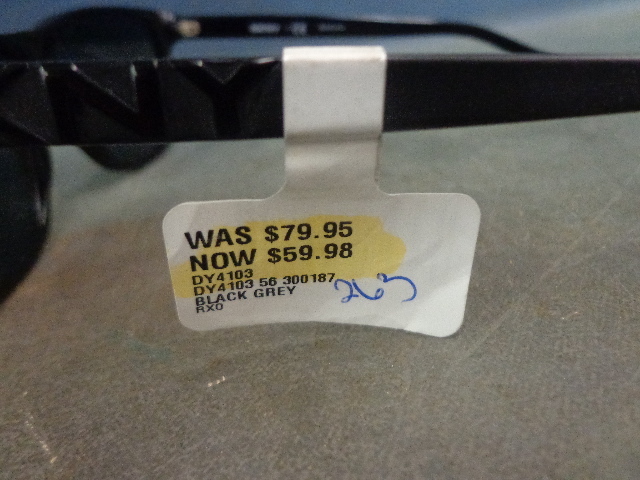 lot 19 image: Sunglasses