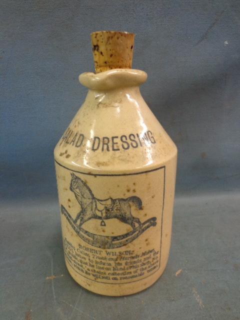 lot 45 image: Small Salad Dressing Crock