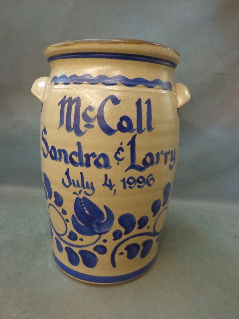 lot 98 image: Stone Ware Pot
