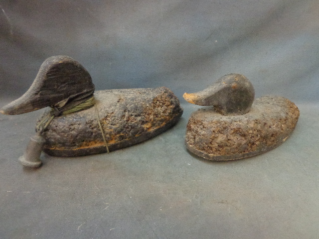 lot 100 image: Duck Decoys