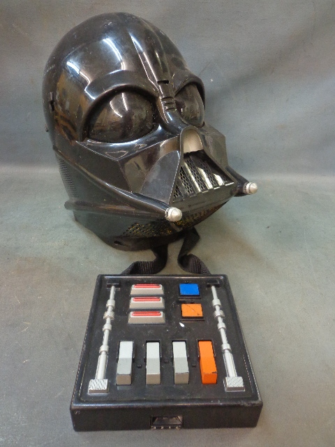 lot 101 image: Darth Vader Mask