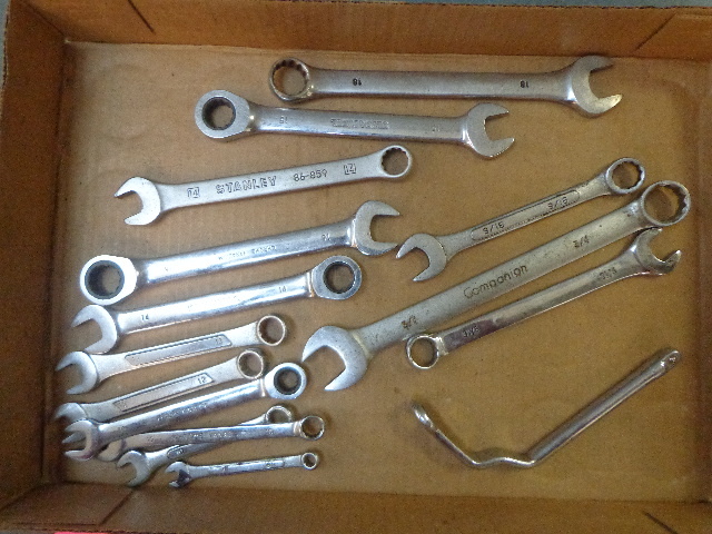 lot 107 image: Wrenches