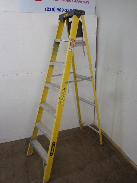 lot 114 image: Step Ladder
