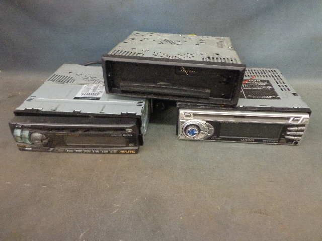 lot 141 image: Car Stereos