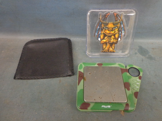 lot 157 image: Small Digitl Scale