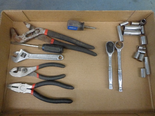 lot 168 image: Pliers, Wrenches & Sockets