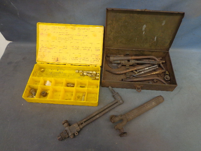 lot 179 image: Hose Repair Kit & Welding Tools