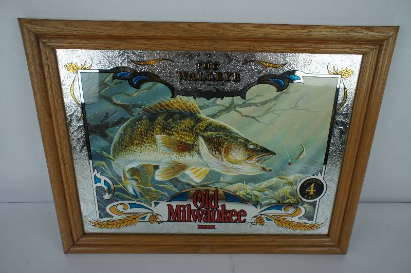 lot 11 image: Old Milwaukee Mirror