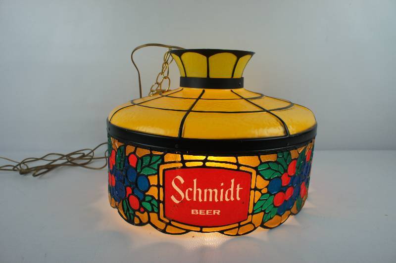 lot 52 image: Schmidt Beer Hanging Swag Lamp