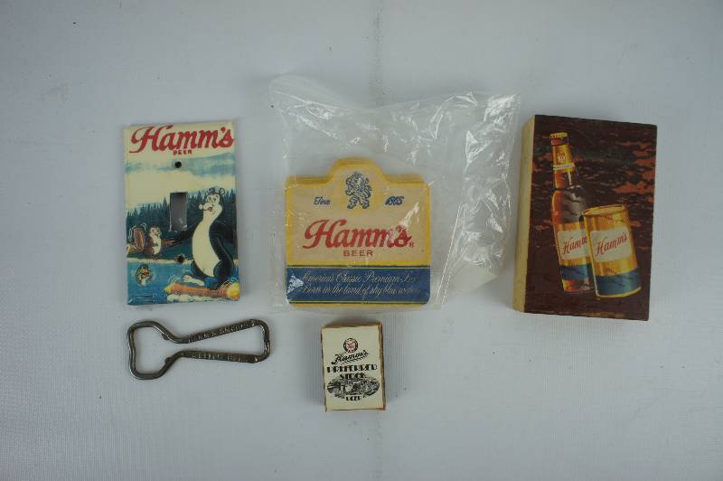 lot 53 image: Hamms Beer Group