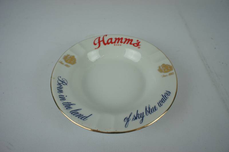 lot 96 image: Hamms Round Porcelain Ashtray