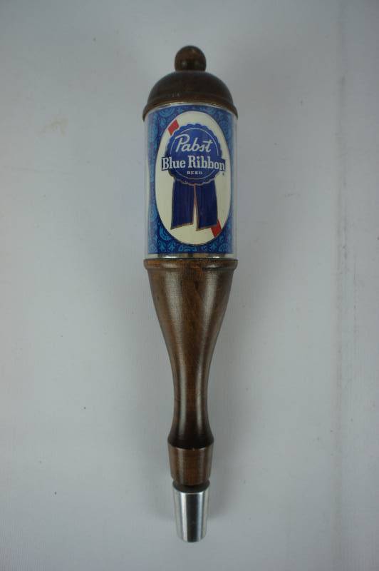 lot 101 image: Pabst Blue Ribbon Beer Tall Tap Handle