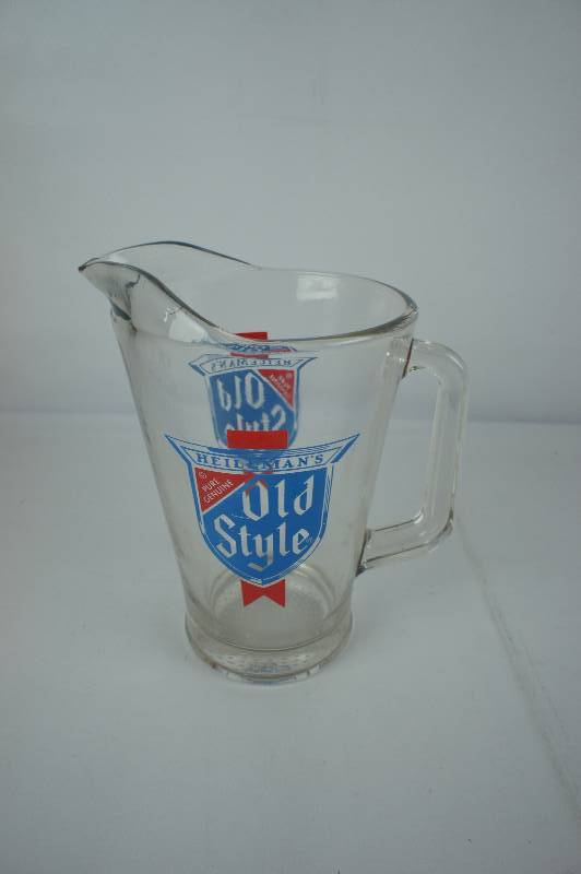 lot 155 image: Heilmans Old Style Beer Serving Pitcher