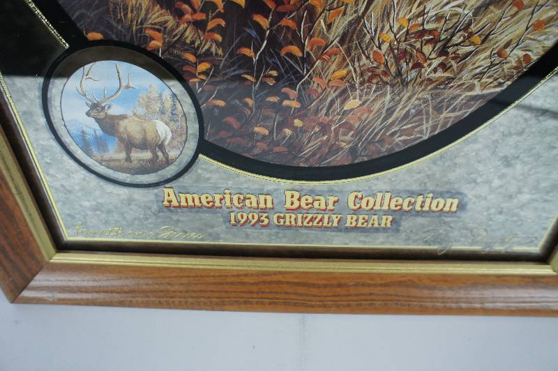 lot 161 image: Hamms Grizzly Bear Mirror