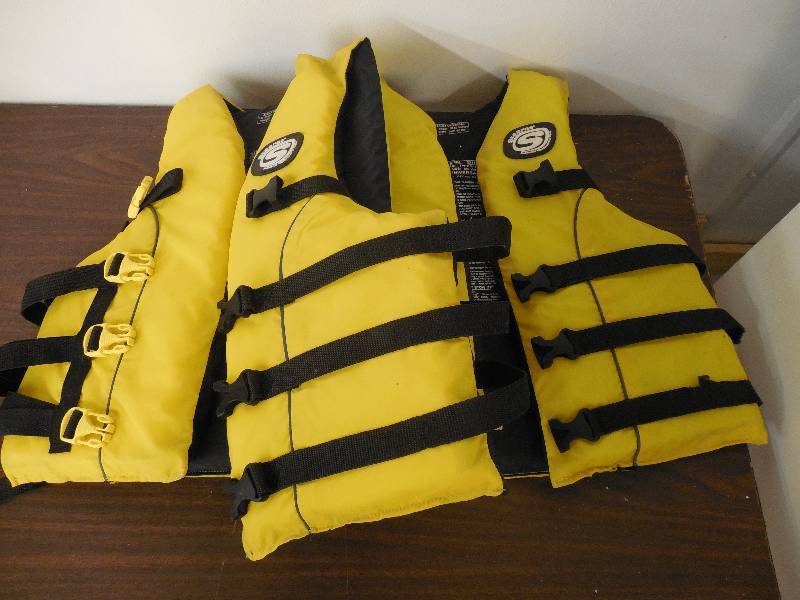 (2) Like New Life Jackets Yellow