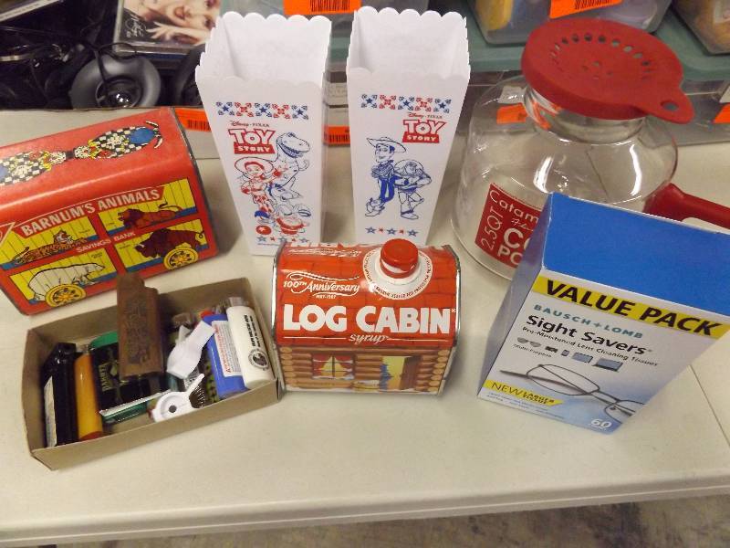 Vintage Animal Cracker and Log Cabin Containers