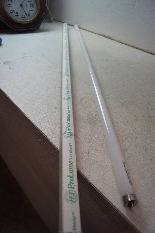 Bulk Lot Florescent Lights