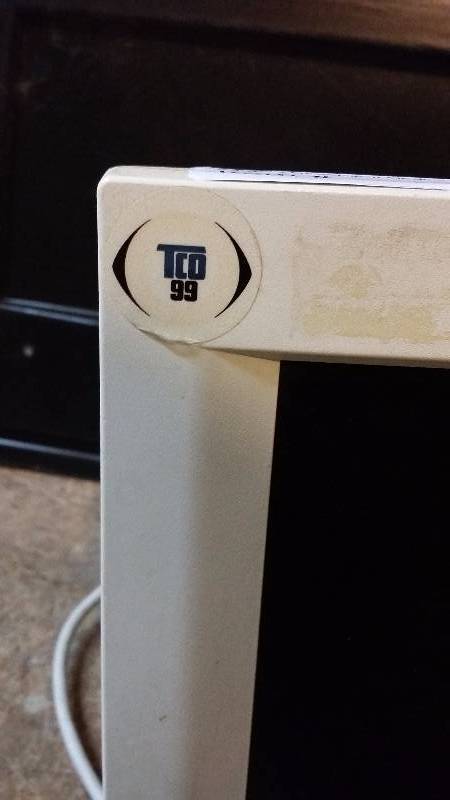 MAG TCO 99 Computer Monitor