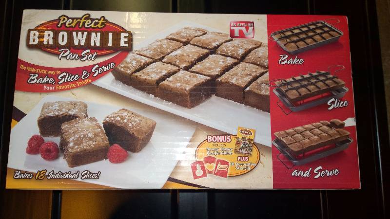 Perfect Brownie Pan Set