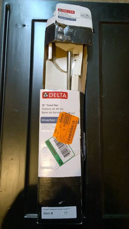 Delta Towel BarRack