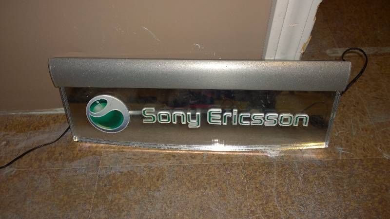 3 Sony Ericsson Light up signs