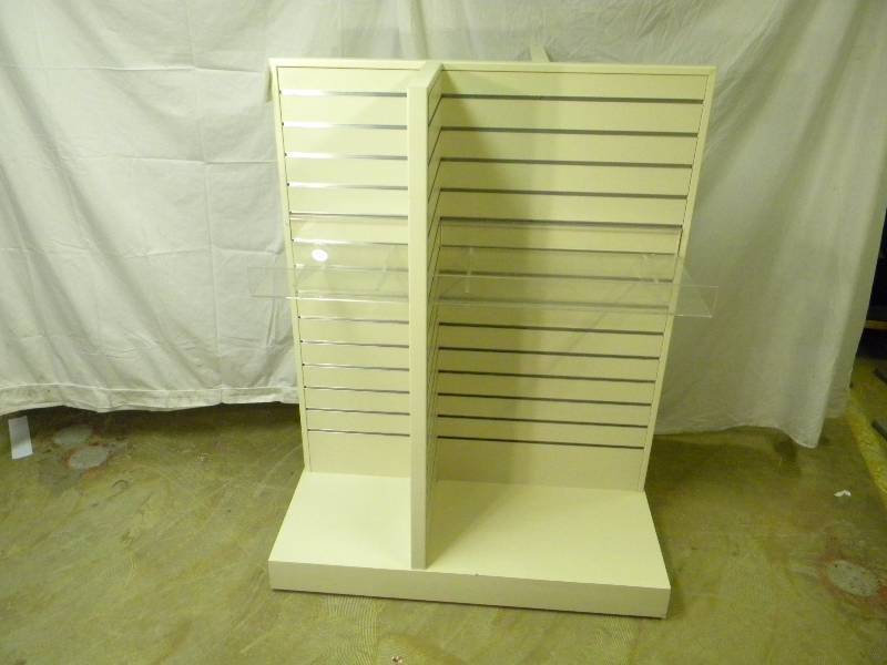 4 Sided Slat Wall Display Stand
