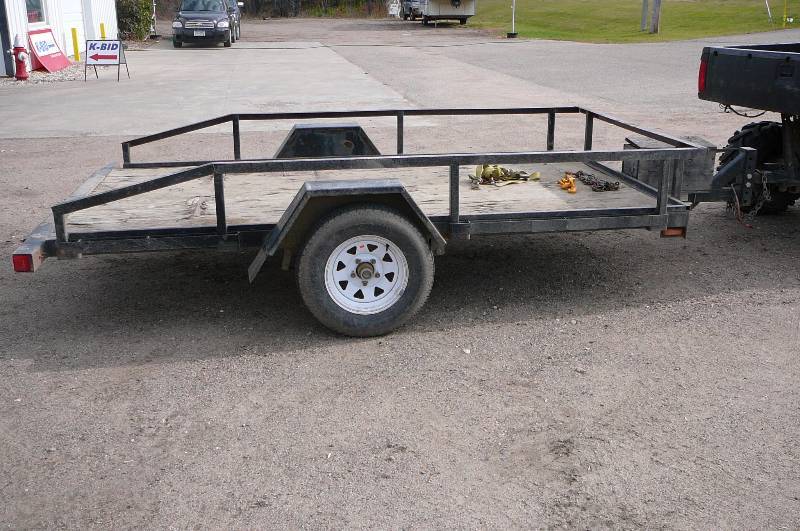 2000 Tilt trailer