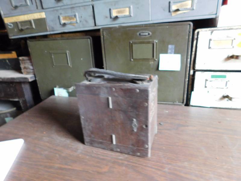antique D.C. voltmeter Roller-Smith Co.see photos