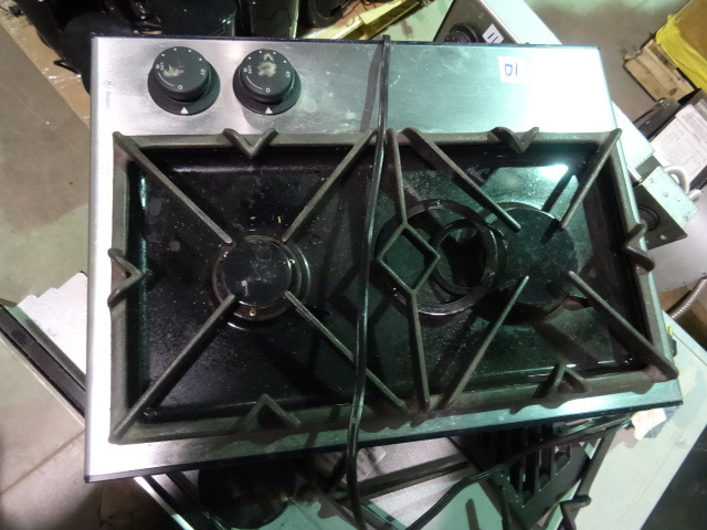 lot 10 image: 2 Burner Gas Cook Top GE