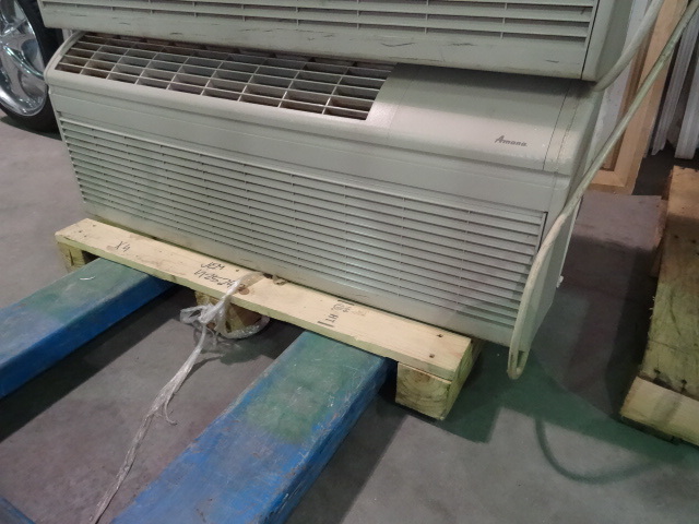 lot 13 image: Amana Heater Air Conditioner