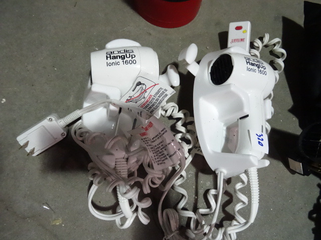 lot 320 image: 2 Hotel Hair Dryers