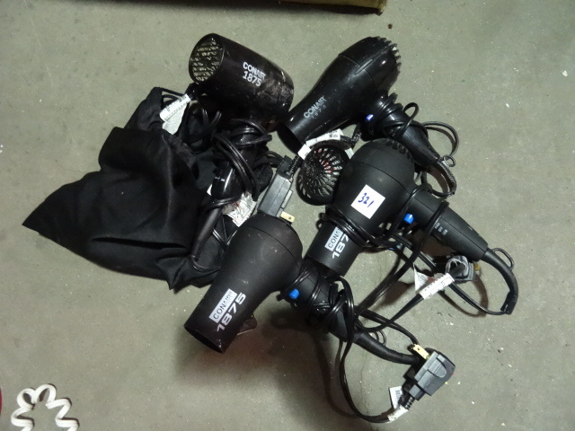 lot 321 image: 4 Hair Dryers