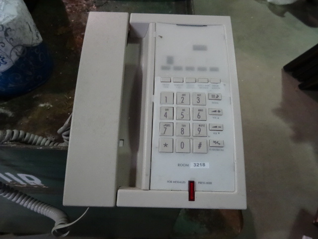 lot 323 image: 16 Hotel Telephones