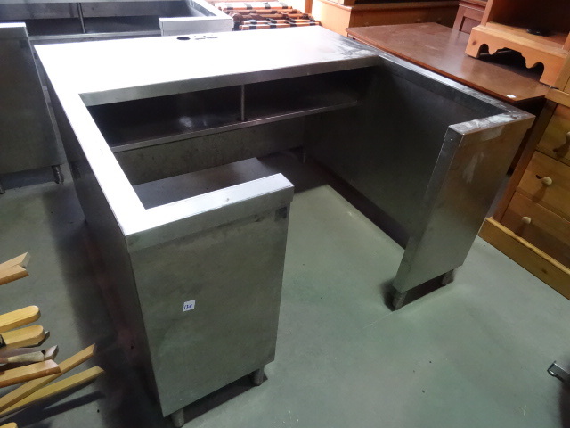 lot 120 image: Stainless Cafeteria Check out Station