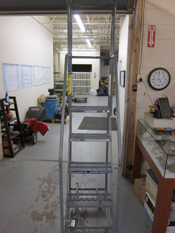Rolling Ladder