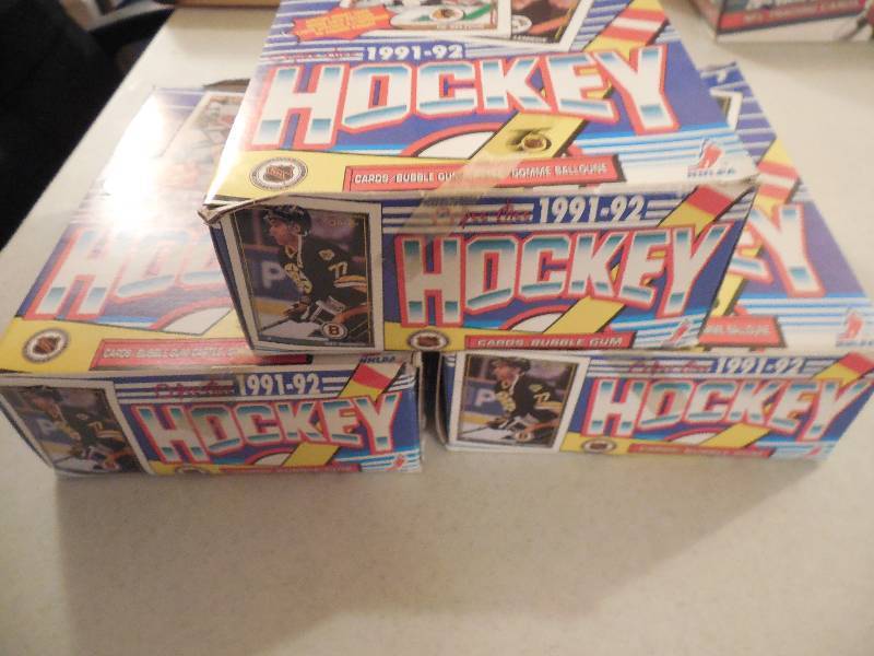 lot 3 image: (3) 199192 O-Pee-Chee Hockey Wax Boxes, New Sealed 36 Pack Box