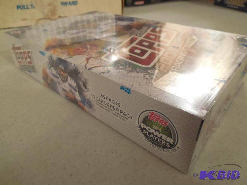 lot 5 image: 2014 Topps Football Hobby Box 36 packs - NEW