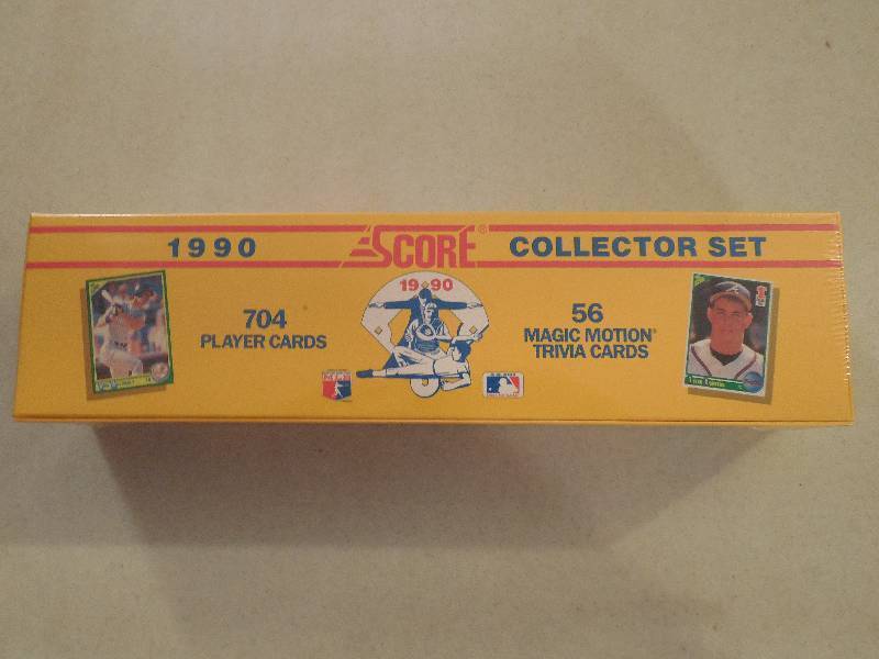 lot 11 image: 1990 Score Baseball factory Set- Sealed NEw