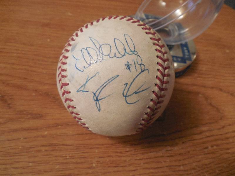 lot 18 image: 2002 Minnesota Twins Team Signed Baseball