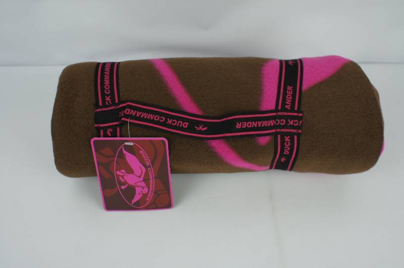 Duck Commander Fleece Throw Blanket