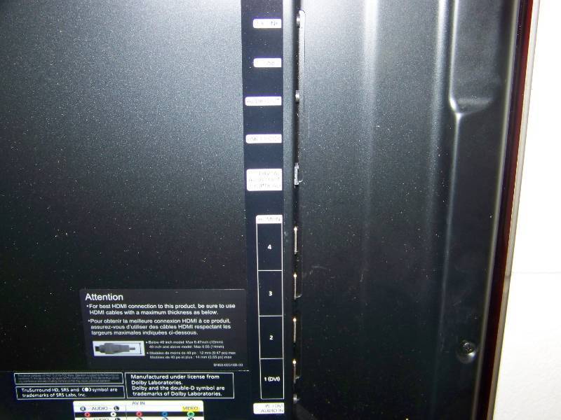 lot 4 image: 46, Samsung, Ultra-Slim, LED, High Definition (HD) Television  HDTV with Remote Control