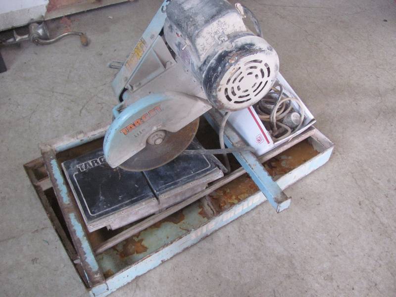 Tile saw