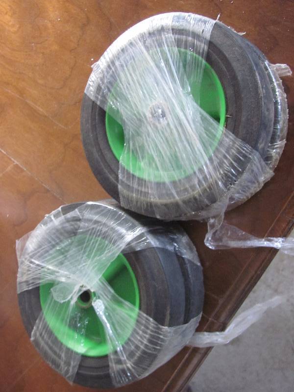 Lawn mower wheels