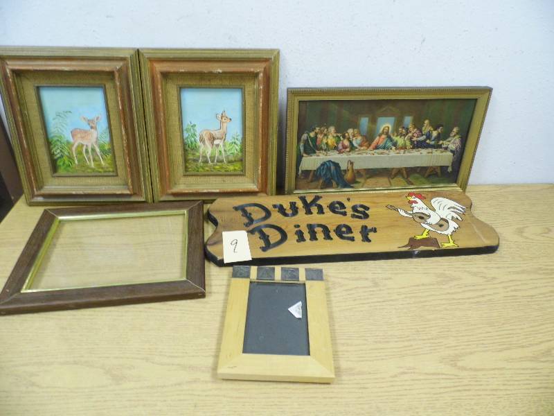 Frames & Last Supper Picture
