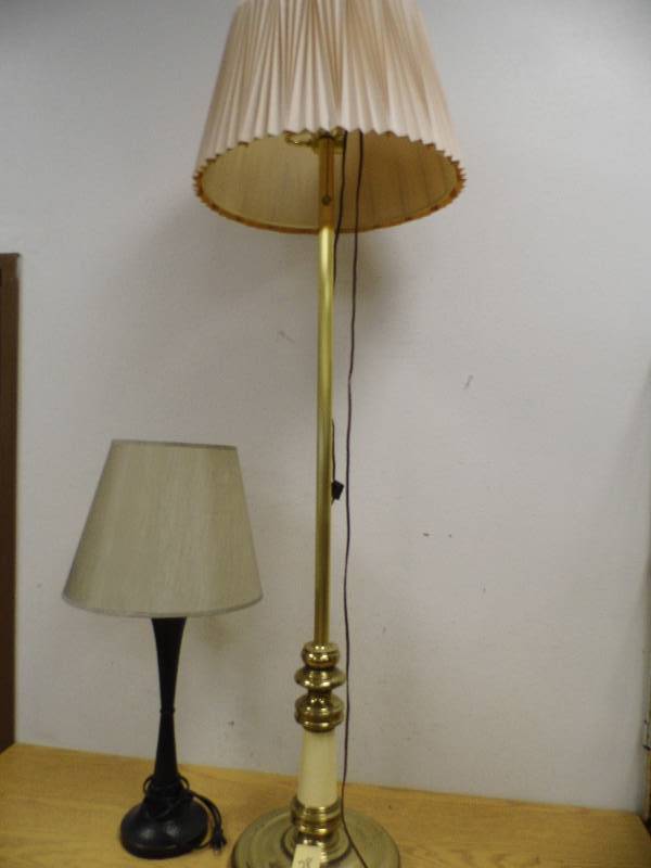 2 Lamps