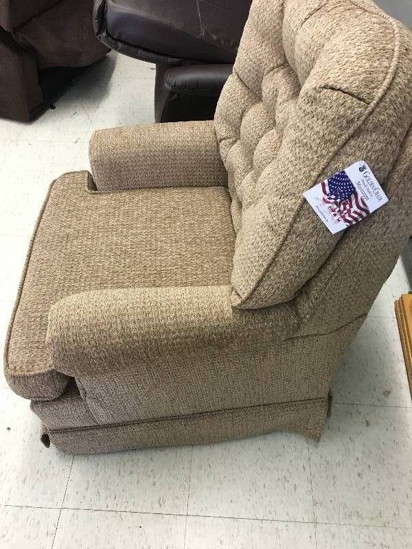 Swivel Rocker retail $189