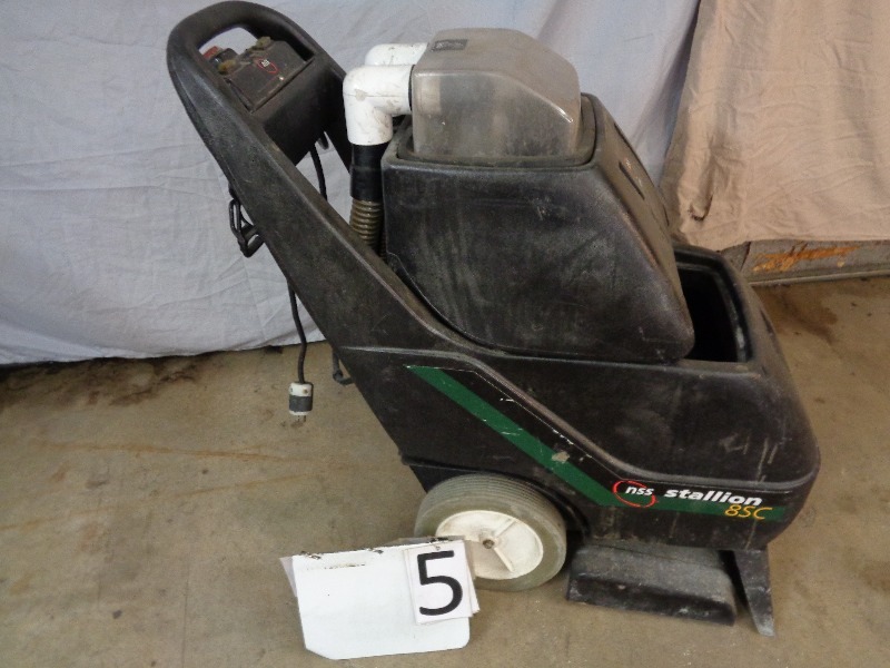 lot 5 image: NSS Stallion 8SC Commercial Carpet Cleaner